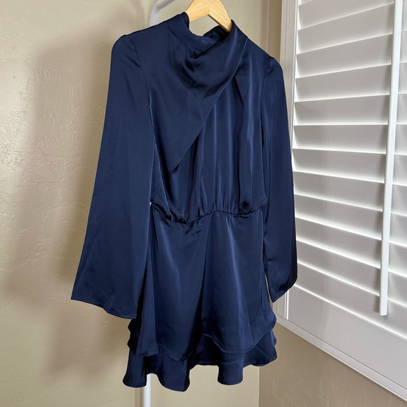 Commense Navy Satin Cross Neck Tiered Mini Dress  Cocktail Party Medium NWT - Picture 5 of 9